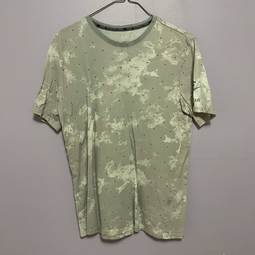 Nike T Shirt